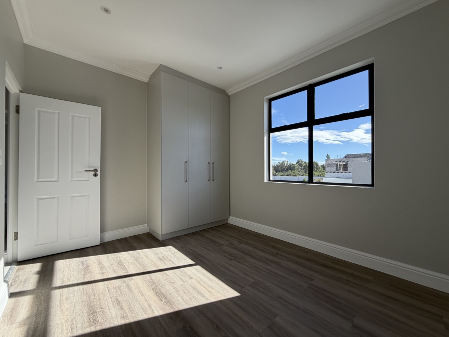 3 Bedroom Property for Sale in Sandown Western Cape